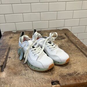 Reebok Zig Dynamica G Women's Sneakers